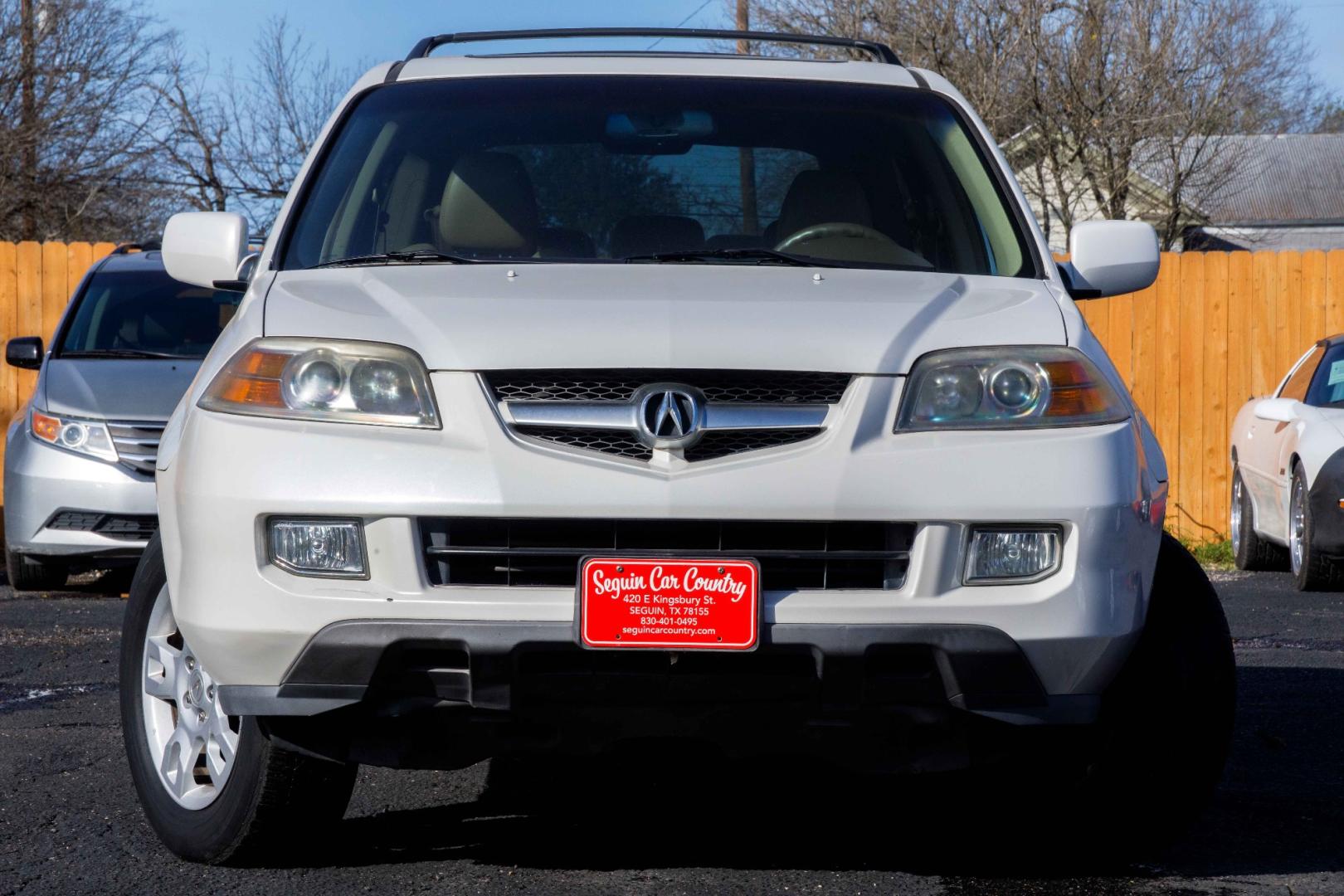 2005 WHITE ACURA MDX Touring with Navigation System (2HNYD18805H) with an 3.5L V6 SOHC 24V engine, 5-SPEED AUTOMATIC transmission, located at 420 E. Kingsbury St., Seguin, TX, 78155, (830) 401-0495, 29.581060, -97.961647 - Photo#1